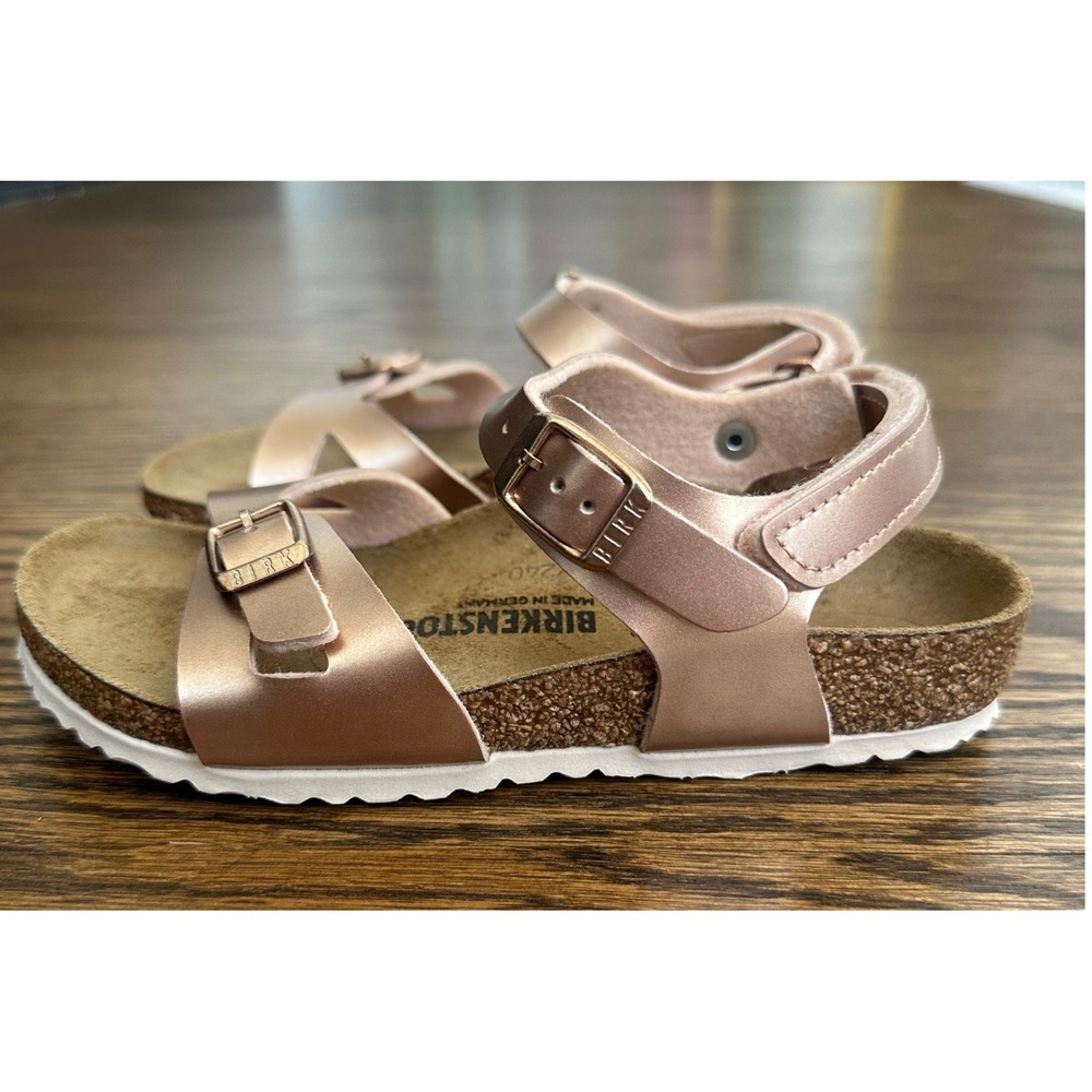 NWOT Birkenstock Rio Kids Size 30 Rose Gold Sandals Girls Strappy Cork Shoes